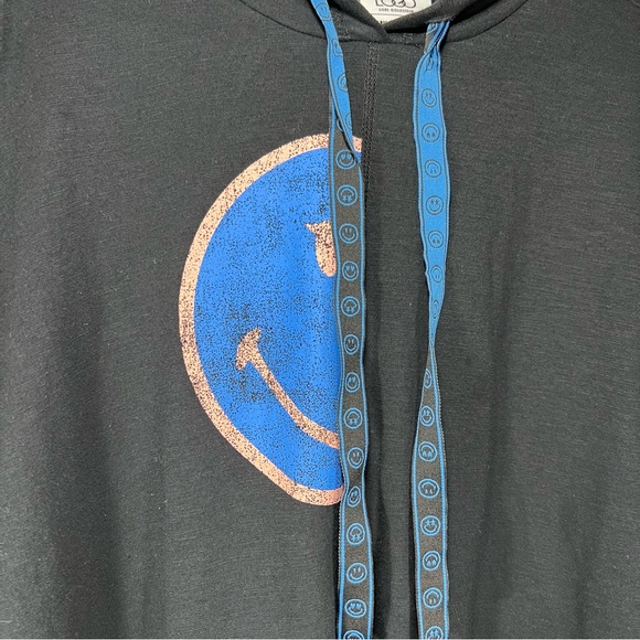 LOGO by Lori Goldstein X Smiley World Special Edition Black Pullover Hoodie Sz L - Picture 2 of 8